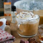 Przepis na Pumpkin Spice Latte – jak przygotować symbol jesieni?
